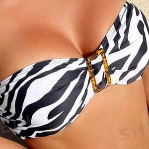 NWOT VCAY Zebra Print Bandeau Bikini Top, XL (12), Black & Cream